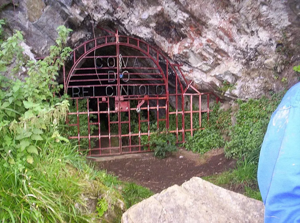 grotte du Roi Cintolo