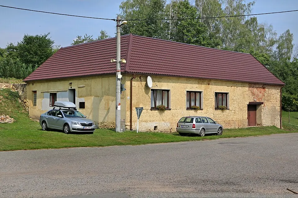 Slika: Pavel Hrdlička (Czech Wikipedia user Packa) · CC BY-SA 4.0 Zadní Arnoštov