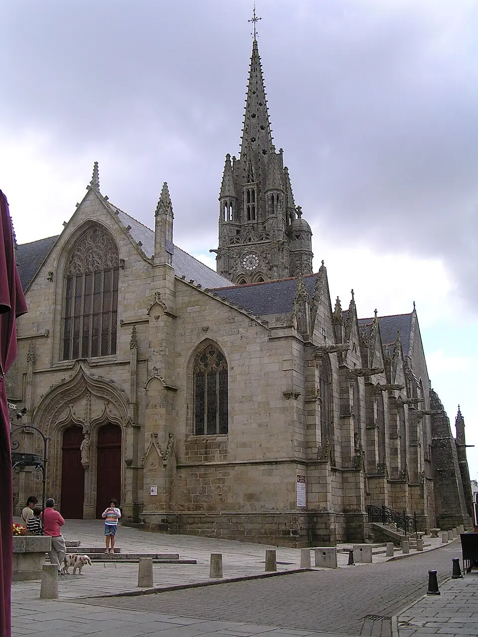 basilique Notre-Dame-du-Roncier
