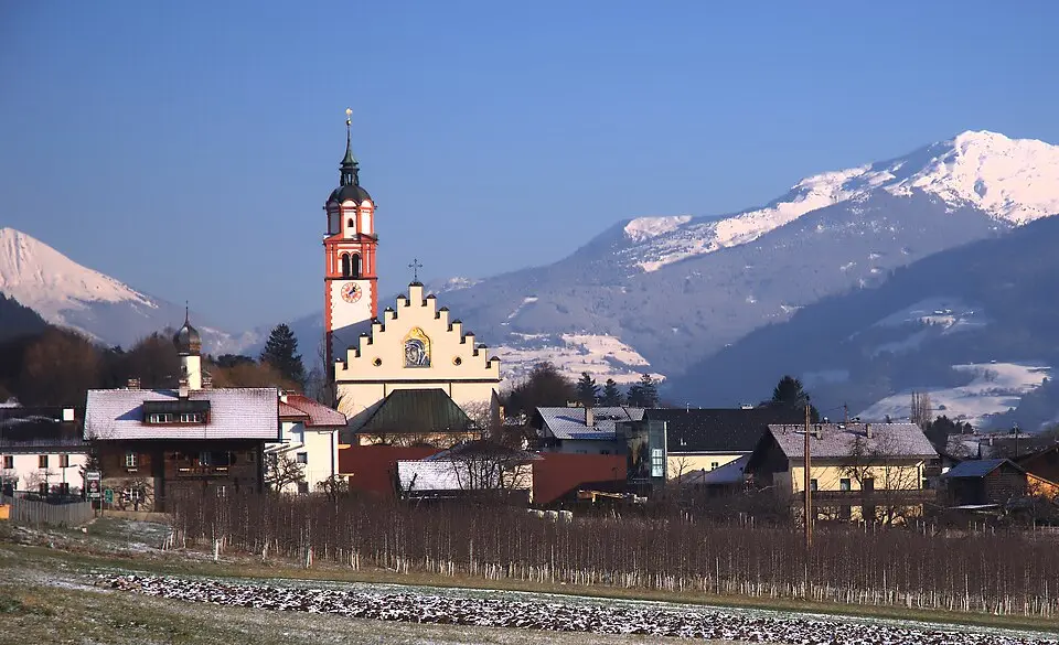 Image: Haneburger · CC BY-SA 3.0 Pfarrkirche Absam