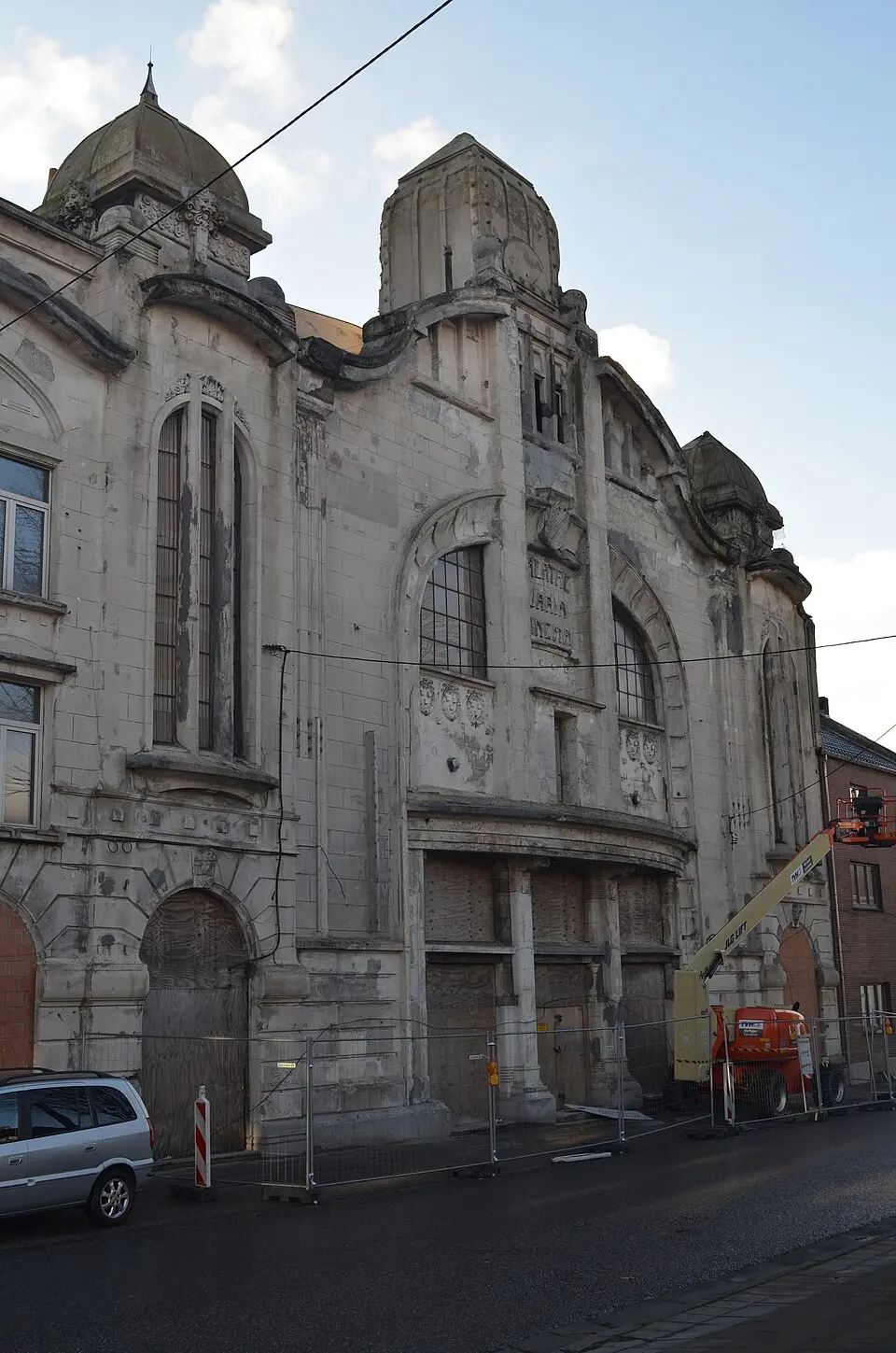 Cinema-Theatre Varia