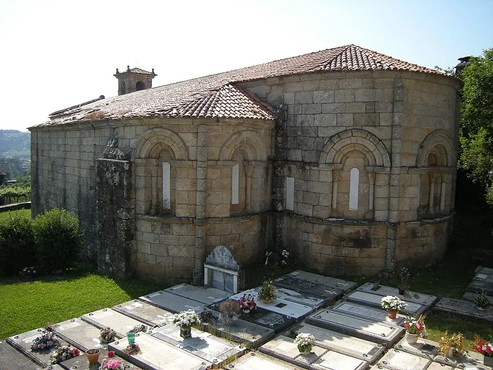 iglesia de San Salvador de Camanzo