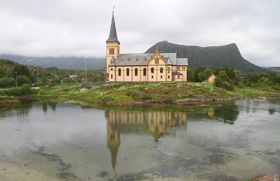 Vågan-Kirche