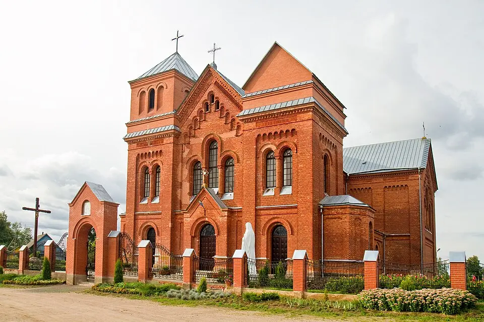 Касцёл Найсвяцейшай Тройцы, Росіца