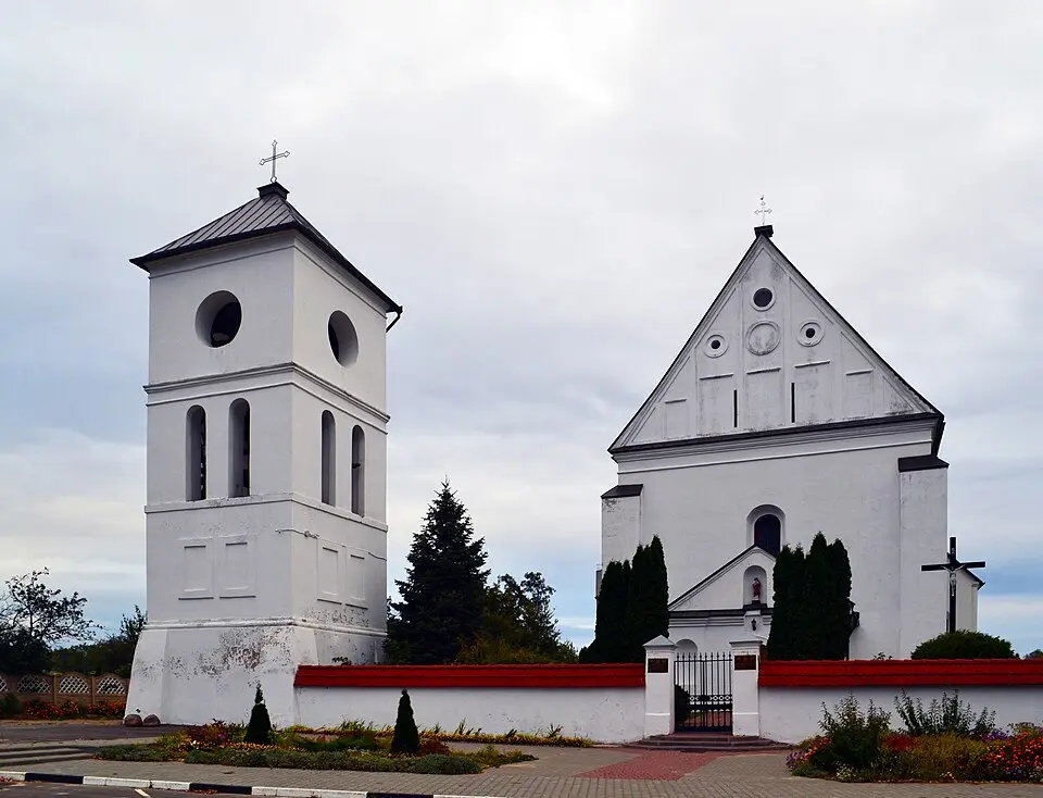 Троіцкі касцёл, Чарнаўчыцы