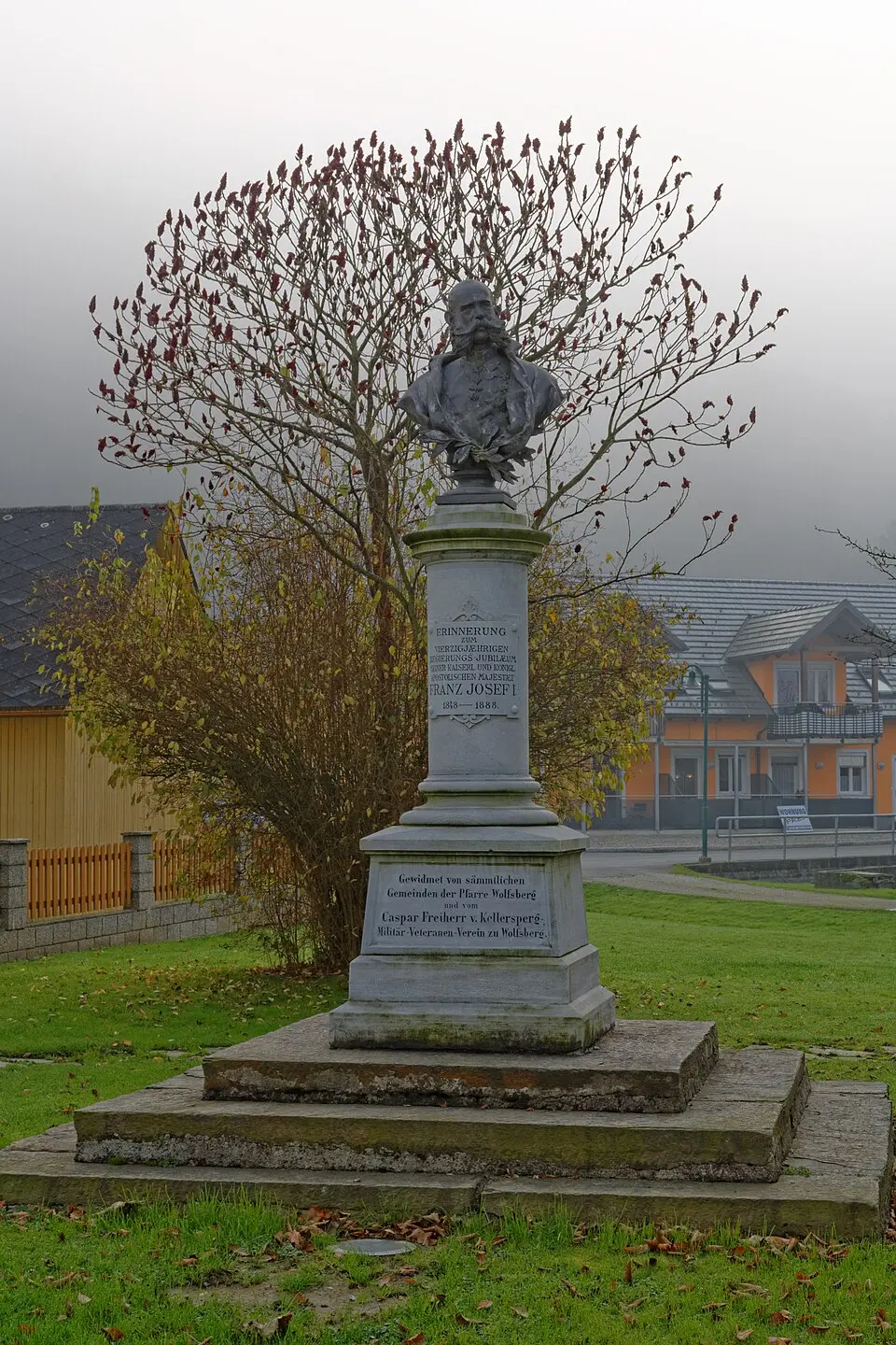 Image: Robert Heilinger · CC BY-SA 3.0 Büste Kaiser Franz Josef I.