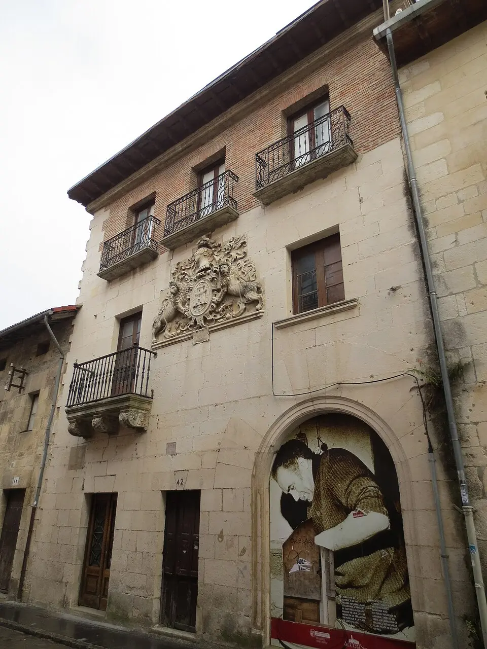 Casa De Luzuriaga