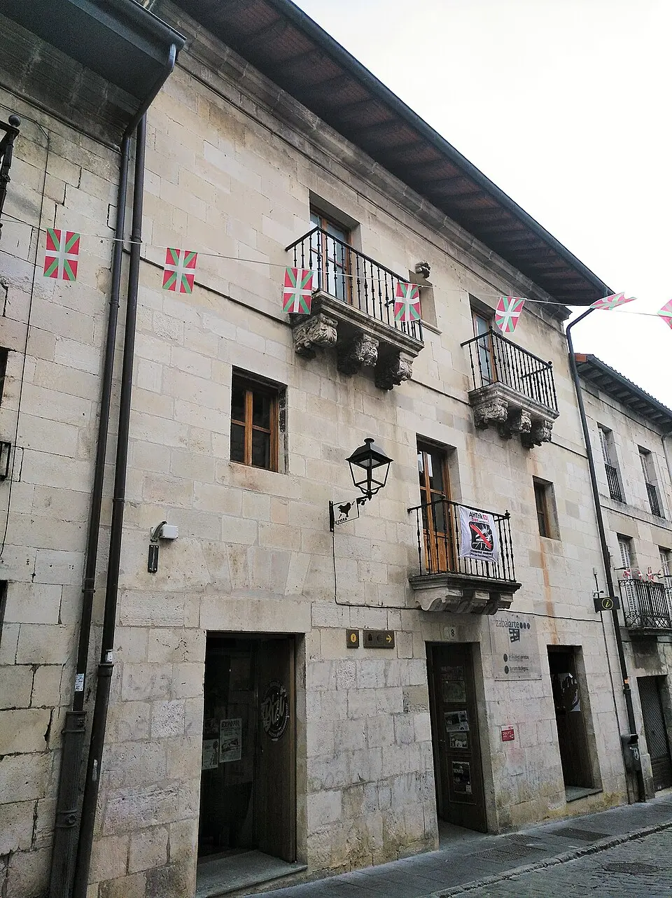 Casa Mayor 8