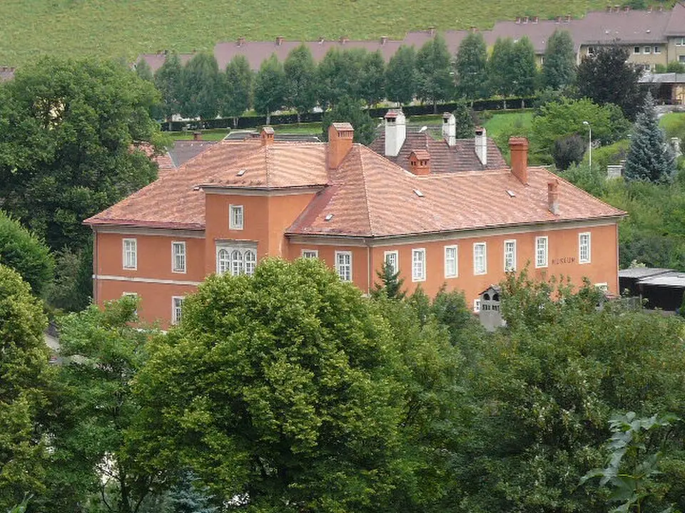 Image: Schwarzer Hof (talk) · CC BY-SA 3.0 AT Kammerhof