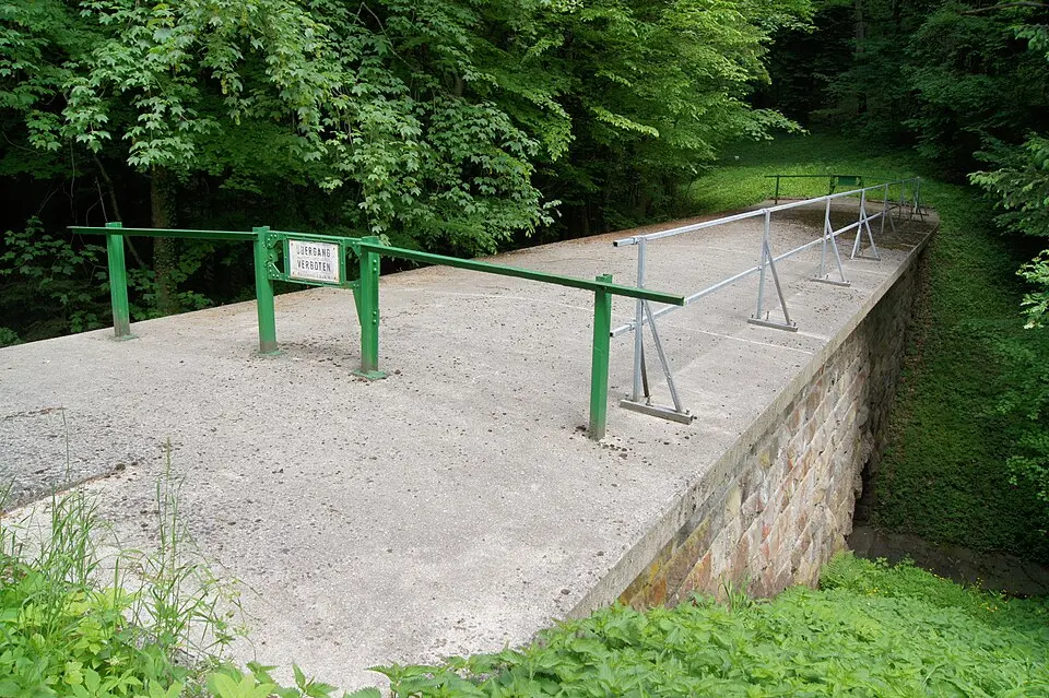 Image: AleXXw · CC BY-SA 3.0 AT Kanalbrücke Ochsenburg