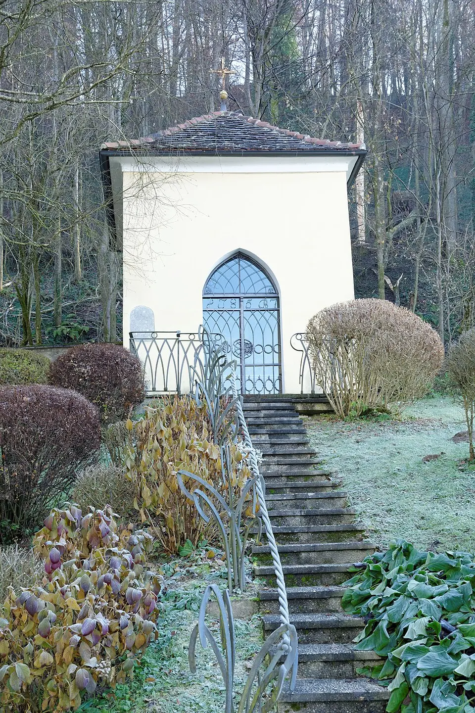 Bild: Robert Heilinger · CC BY-SA 3.0 Flur-/Wegkapelle