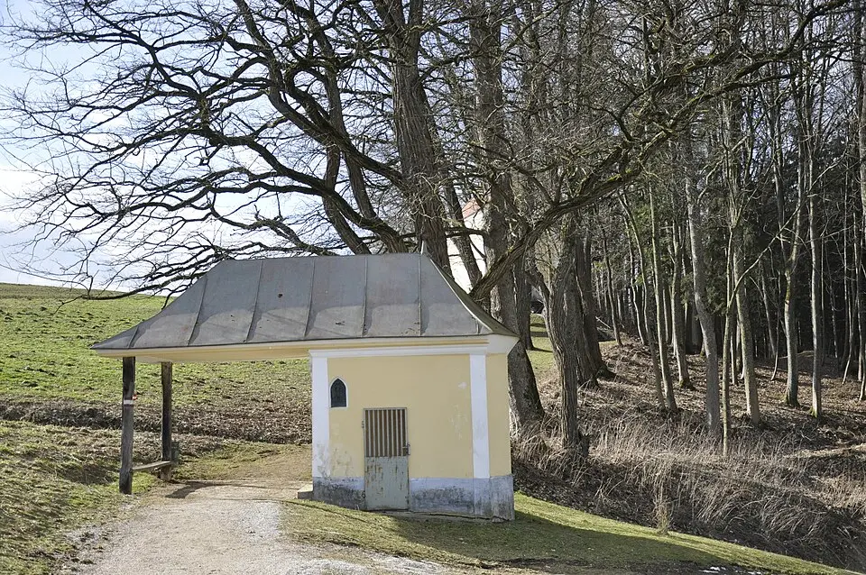 Bild: Isiwal (talk) · CC BY-SA 3.0 AT Klein Adlwang-Kapelle
