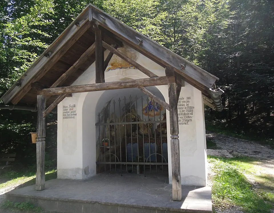 Kapelle in der Klamm, Kapelle hl. Jakob, Höll-Kapelle