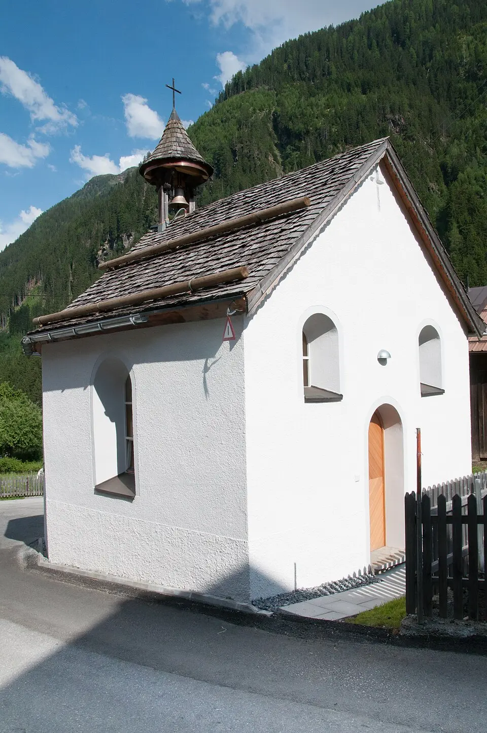 Image: Rudolfo56 · CC BY-SA 3.0 AT Kapelle Wiese