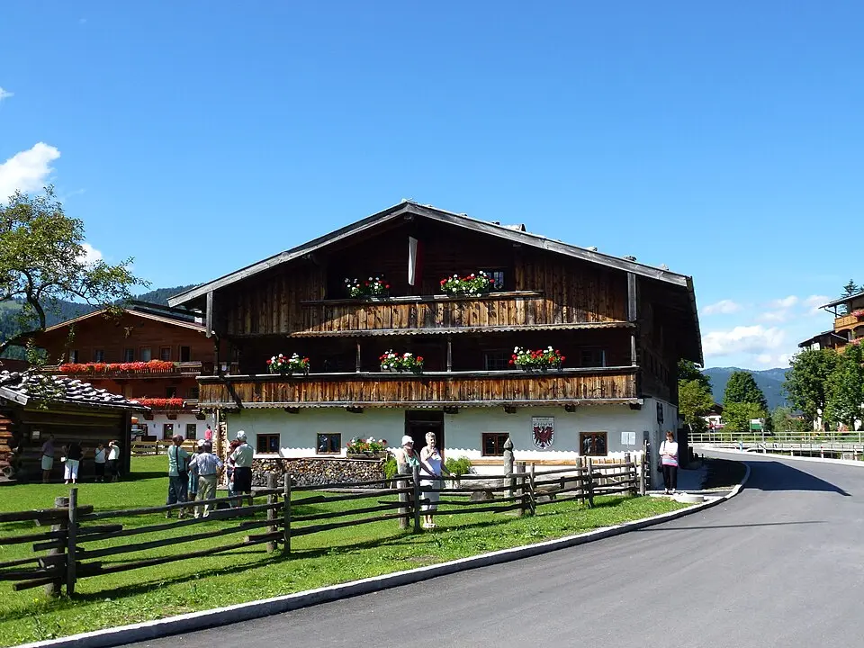 Image: Leitzsche · CC0 Sixenhof