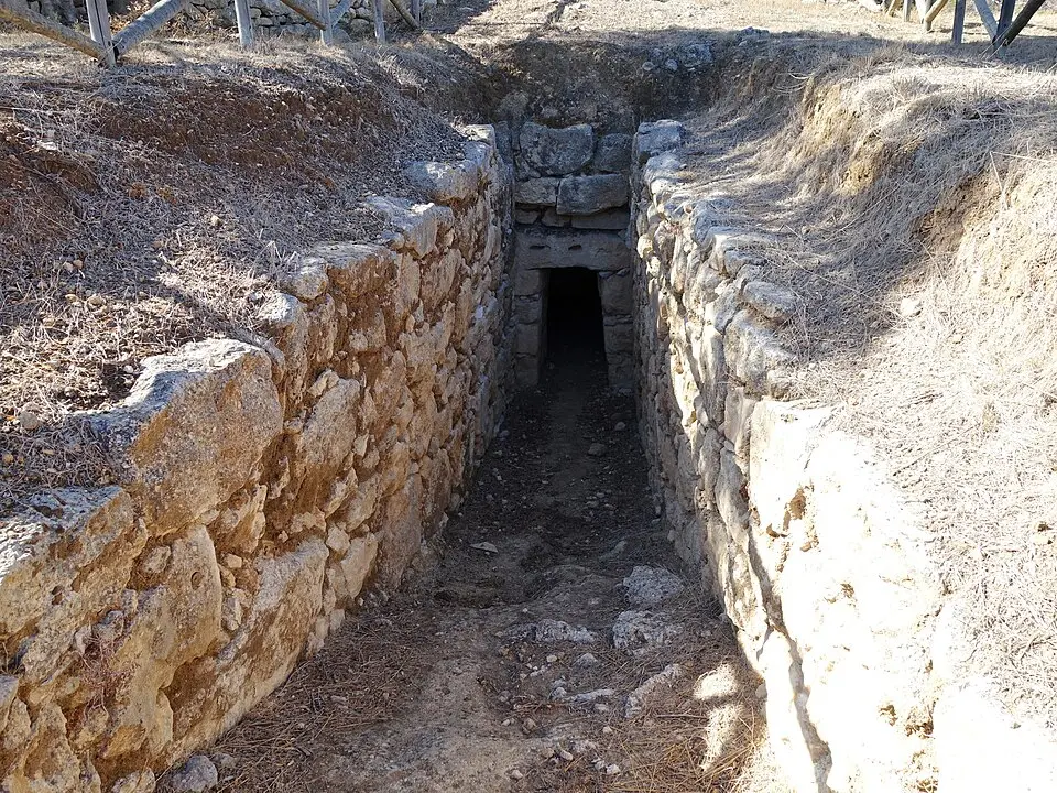 Θολωτός Τάφος Πλατύσκινου