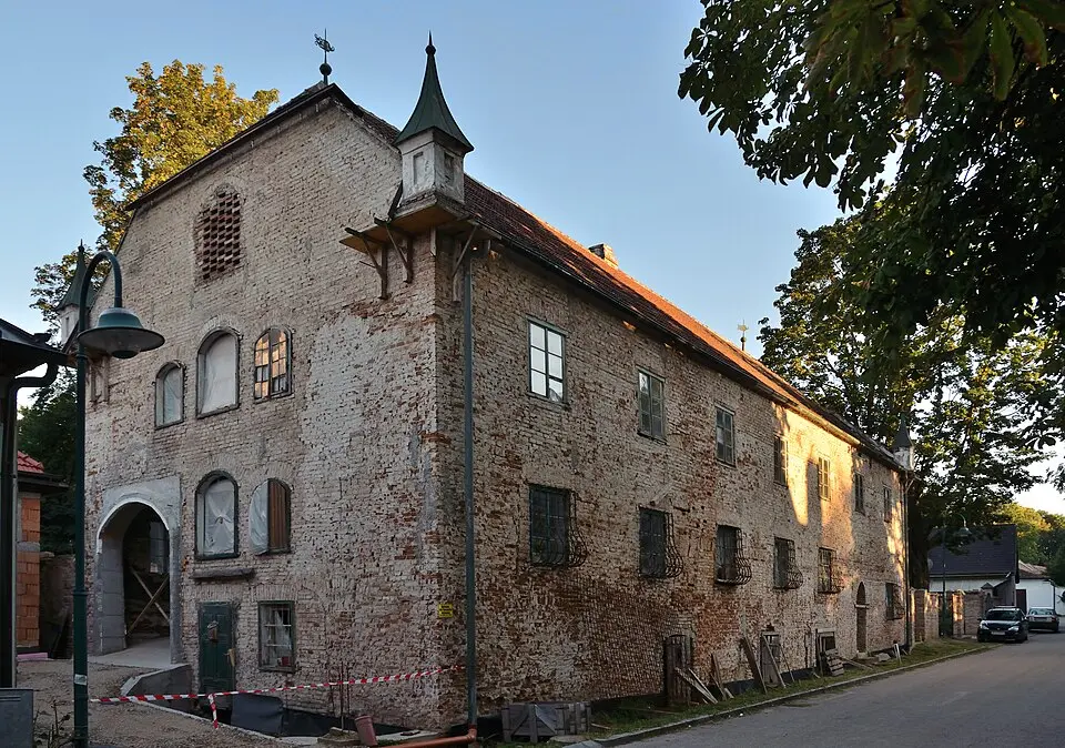 Ehem. Schüttkasten, Marienhof, ehem. Benefiziatenheim