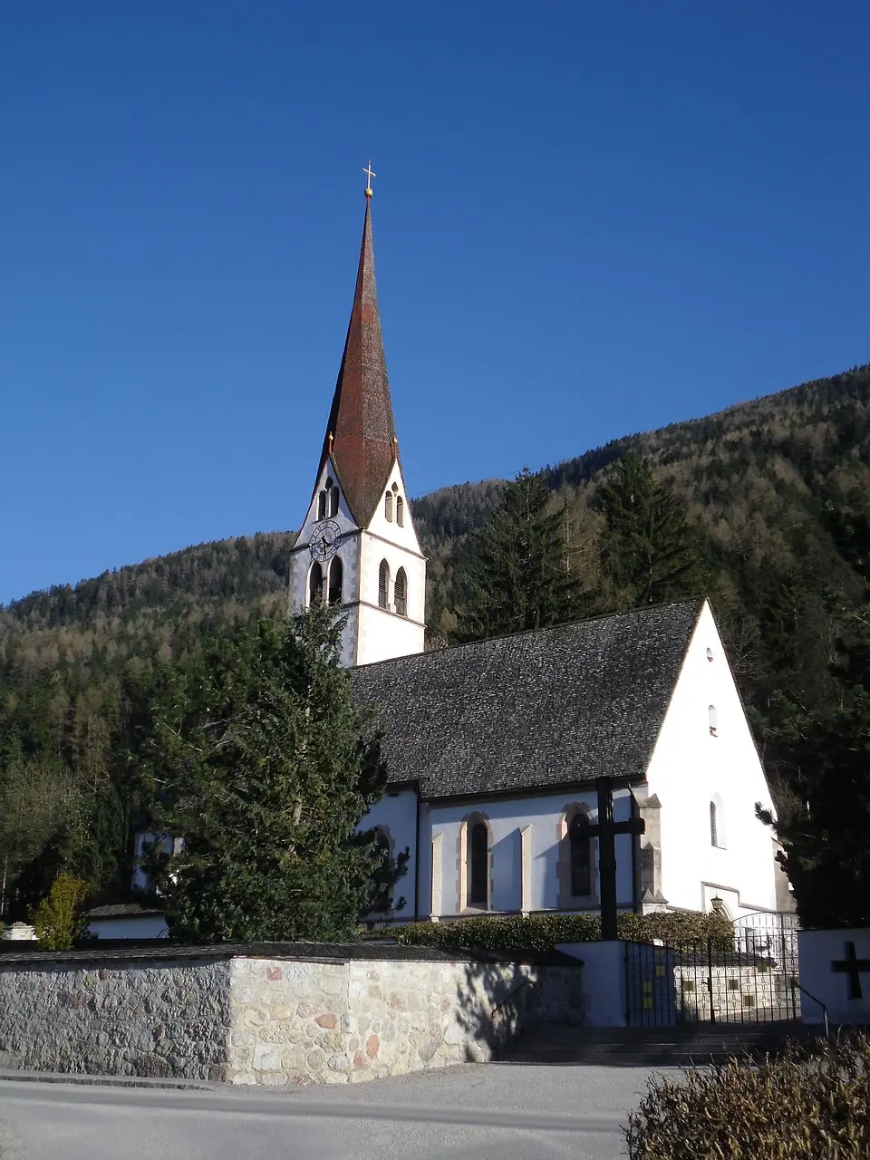 Obrázok: Alletto · CC BY-SA 3.0 AT Kath. Pfarrkirche hl. Valentin