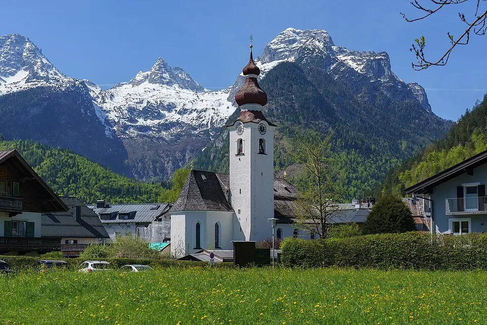 Kath. Pfarrkirche hll. Maria u. Leonhard