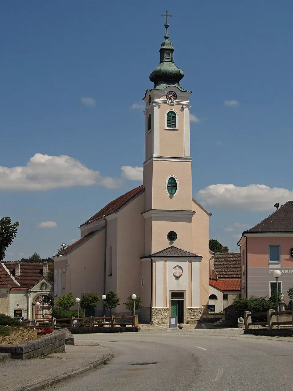 Obrázok: Duke of W4 · CC BY-SA 3.0 Kath. Pfarrkirche Mariä Himmelfahrt
