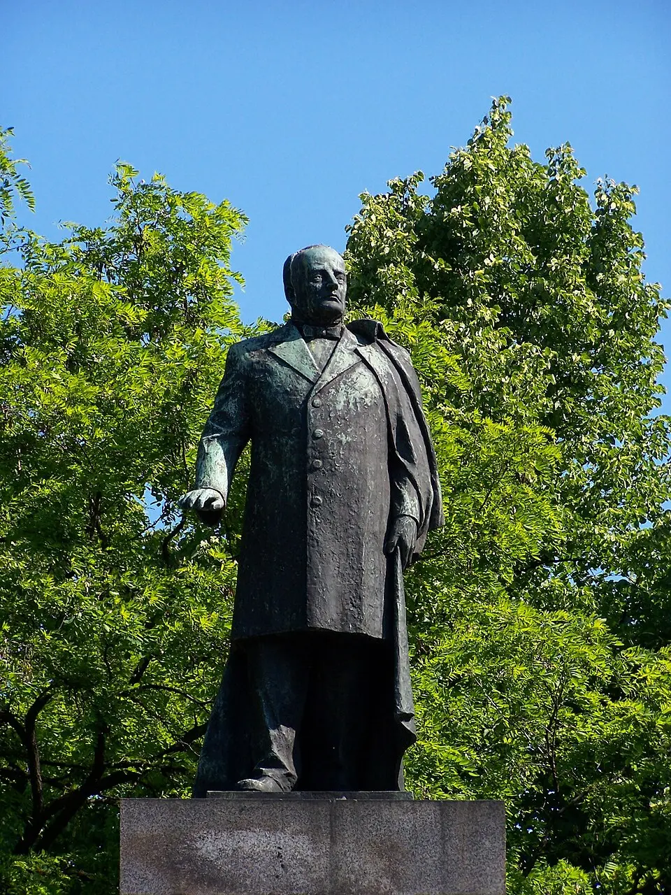 Pomnik Stanisława Moniuszki w Katowicach