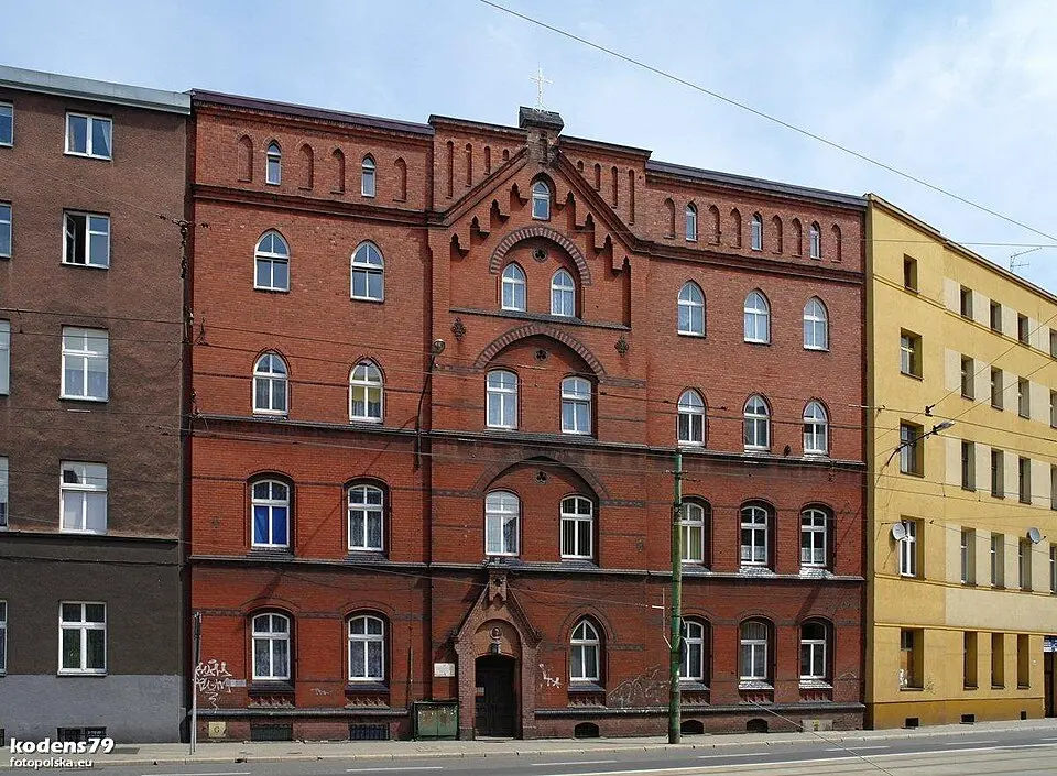 budynek przy ulicy Warszawskiej 54