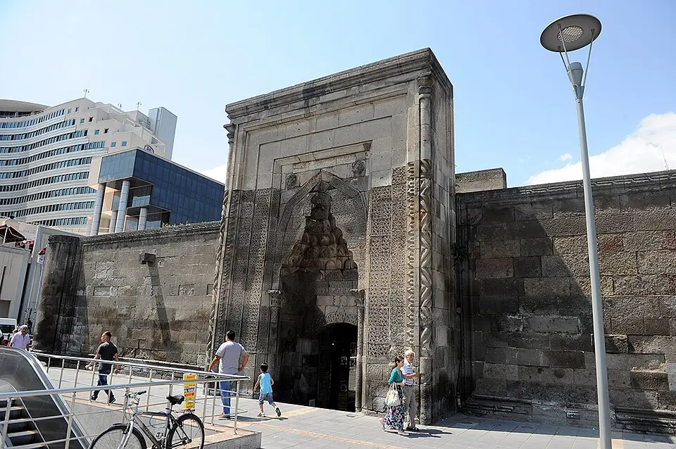 Sahabiye Medresesi