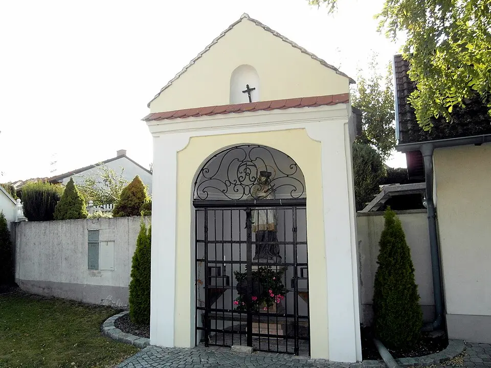 Flur-/Wegkapelle hl. Johannes Nepomuk