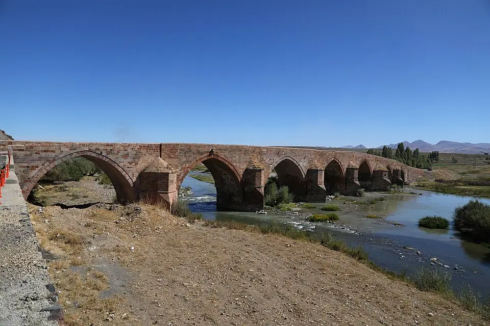 Çobandede Bridge