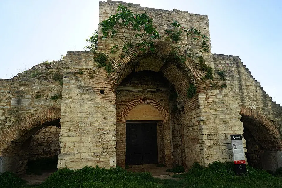 Küçük Altın Kapı