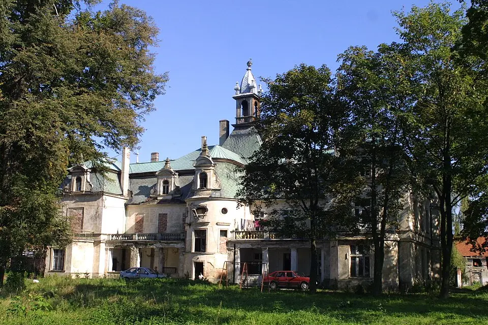 Pałac w Kębłowicach