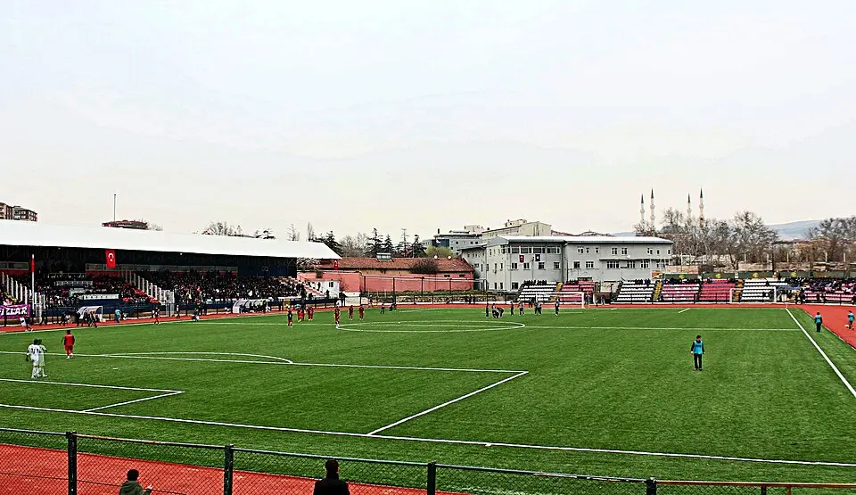 Fikret-Karabudak-Stadion