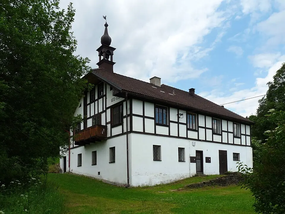 Kříženec