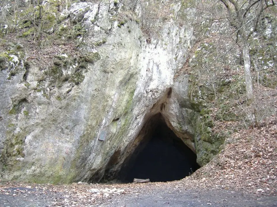 Kecske Hole