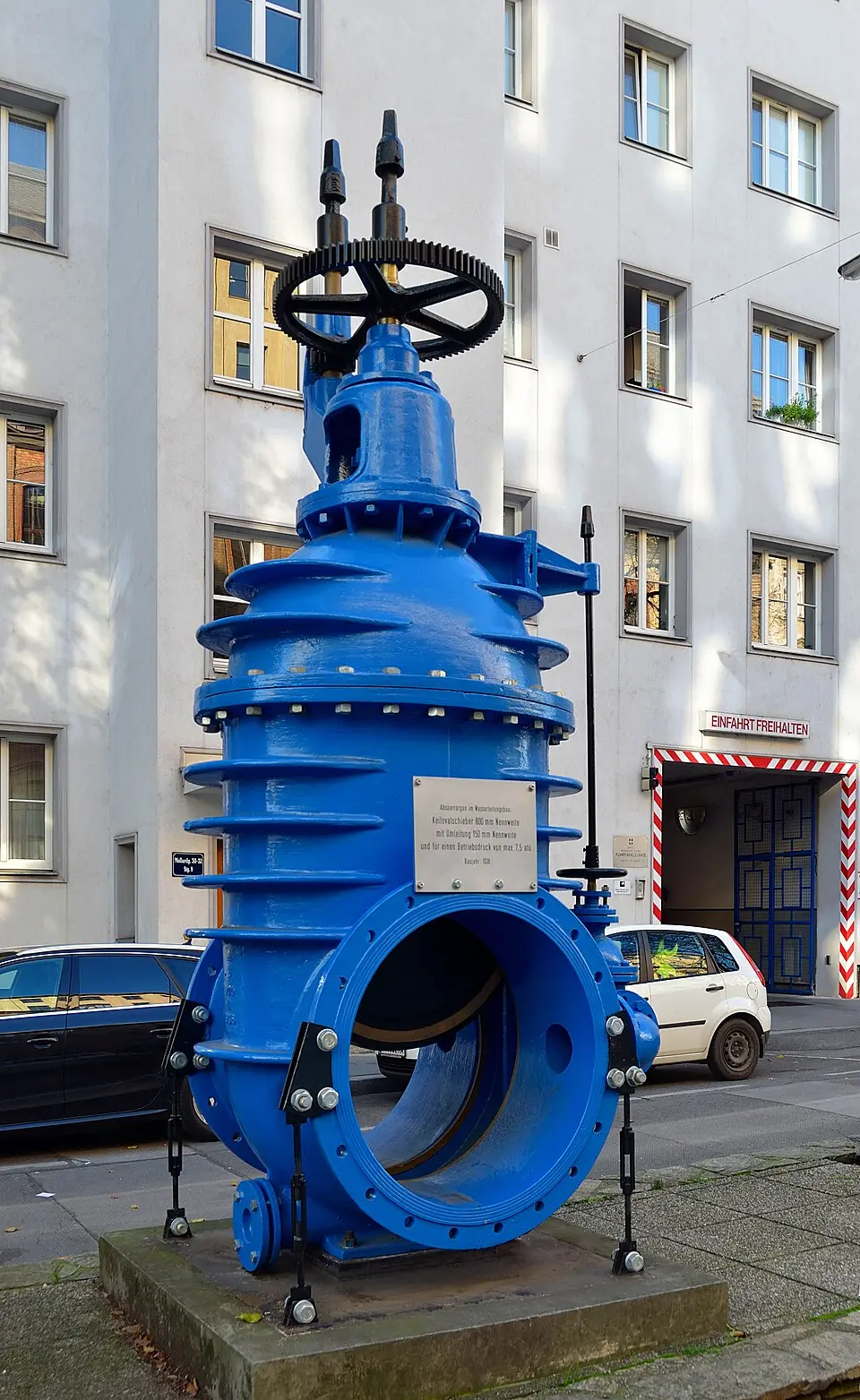 Keilovalschieber