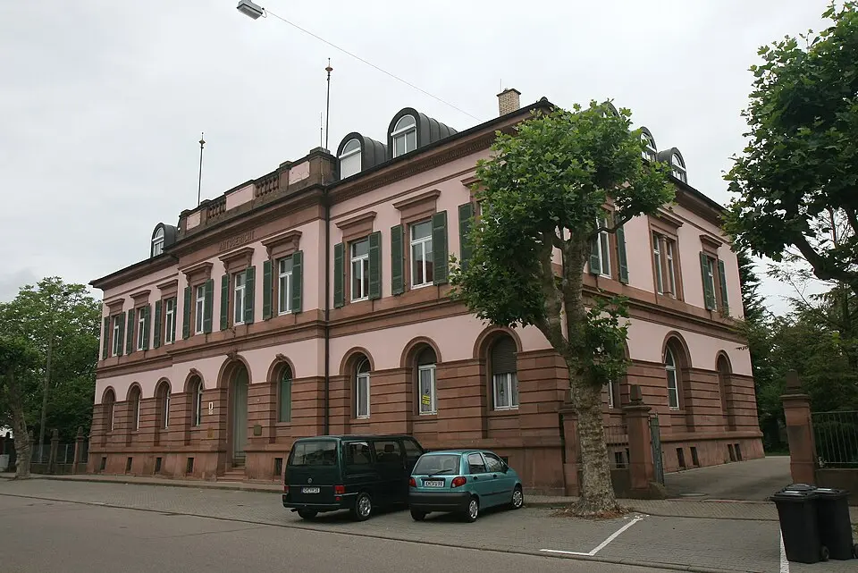 Image: Bubo · CC BY-SA 3.0 Kenzingen