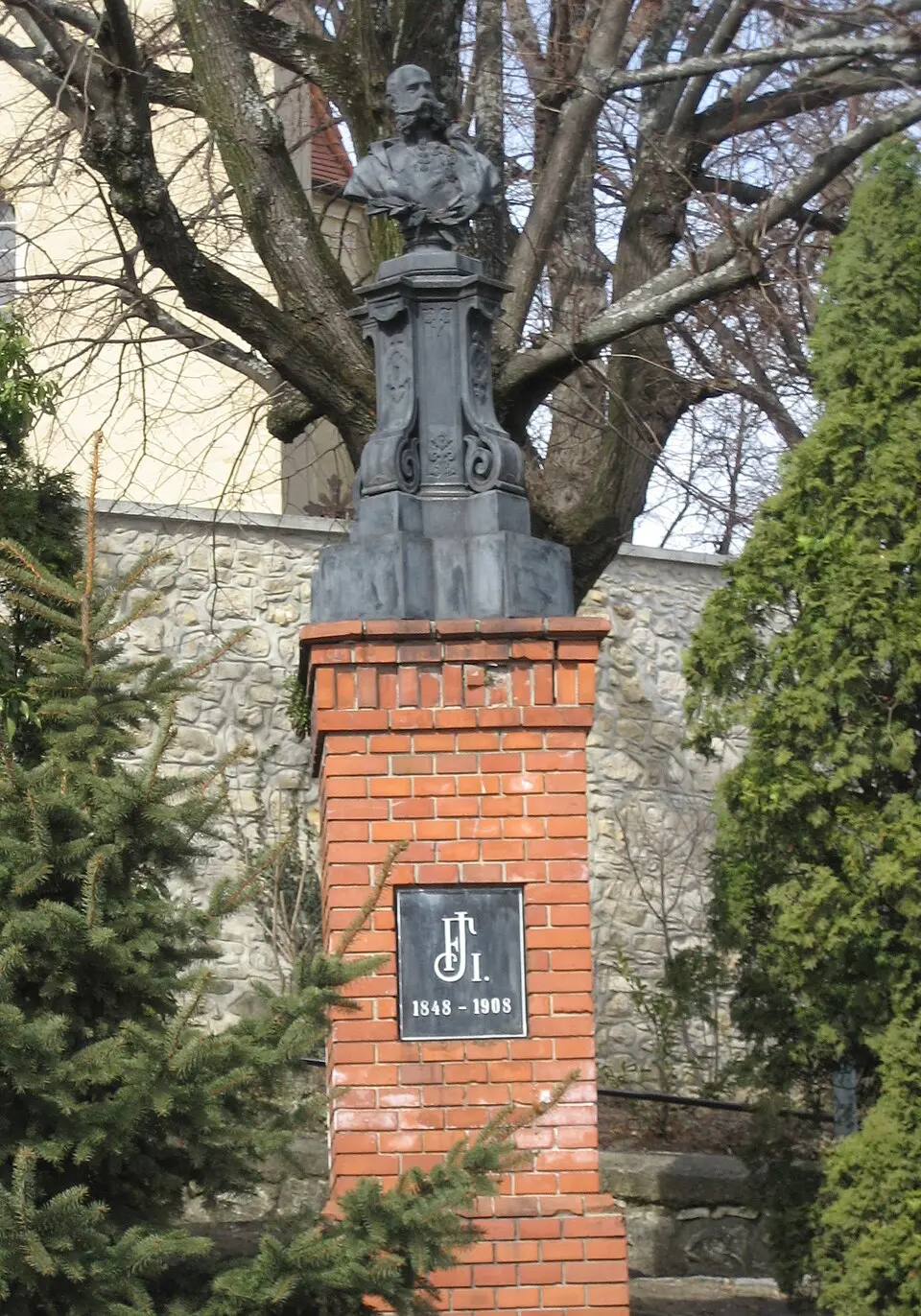 Image: Priwo · Public domain Kaiser Franz Joseph-Denkmal