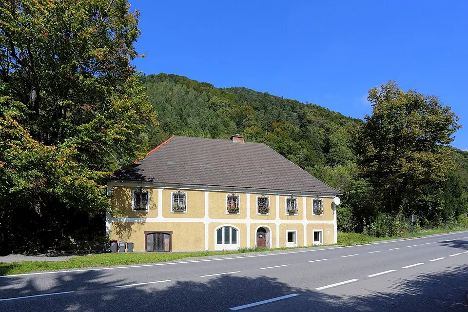 Slika: C.Stadler/Bwag · CC BY-SA 3.0 AT Gasthof Zur Gstetten, ehem. Gutshof