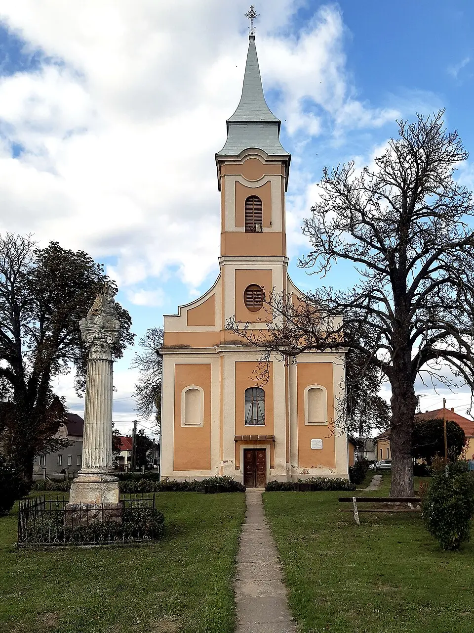 Immagine: Regasterios · CC BY-SA 4.0 Királyegyháza