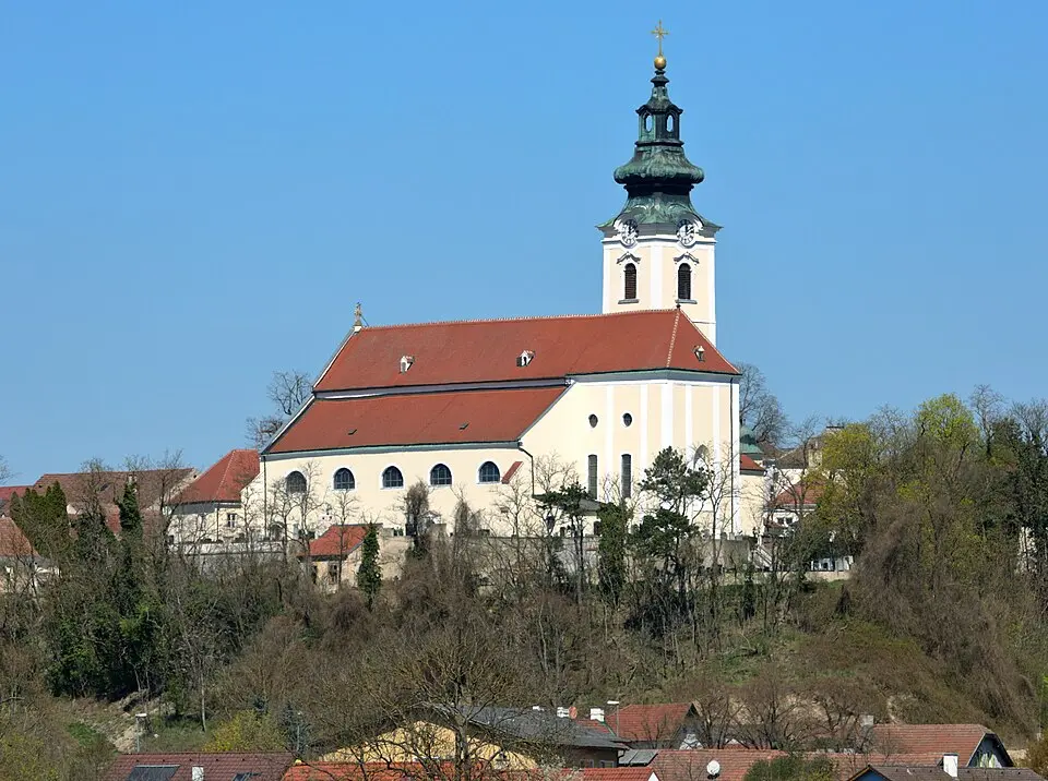 Obrázok: C.Stadler/Bwag · CC BY-SA 4.0 Pfarrkirche Kirchberg am Wagram