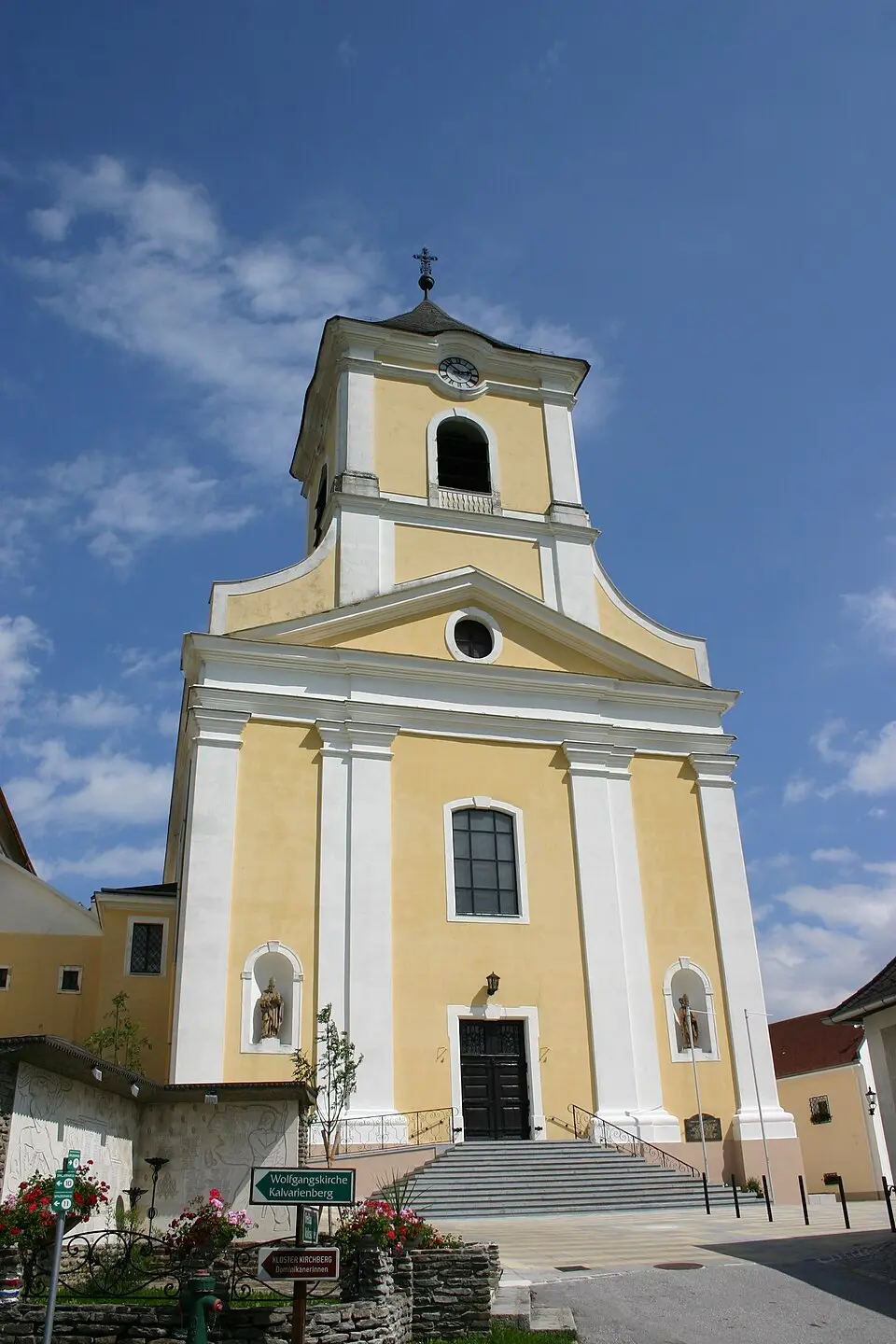 Kath. Pfarrkirche, ehem. Stiftskirche hl. Jakobus d. Ä.