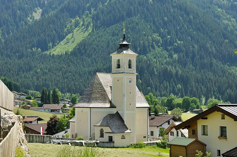 Obrázok: Isiwal (talk) · CC BY-SA 3.0 AT Expositurkirche Hl. Kreuz