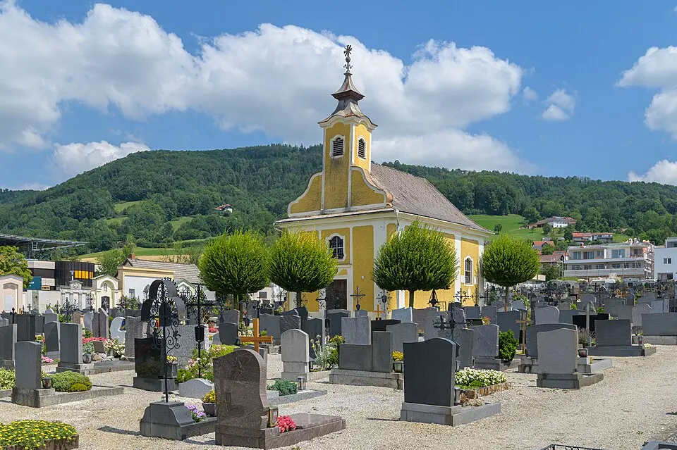 Friedhof mit Friedhofskapelle