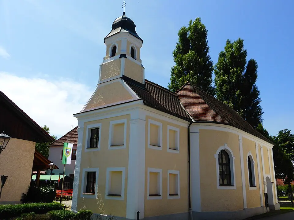 Obrázek: luckyprof · CC BY-SA 3.0 Schloss Ritzing