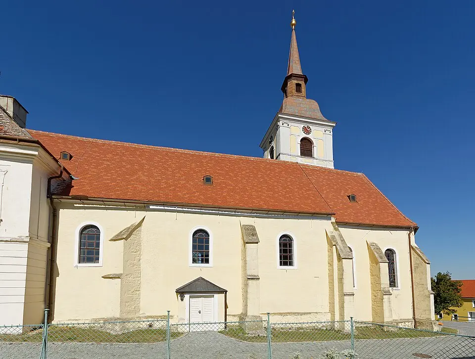 Image: Robert Heilinger · CC BY-SA 4.0 Pfarrkirche Waitzendorf
