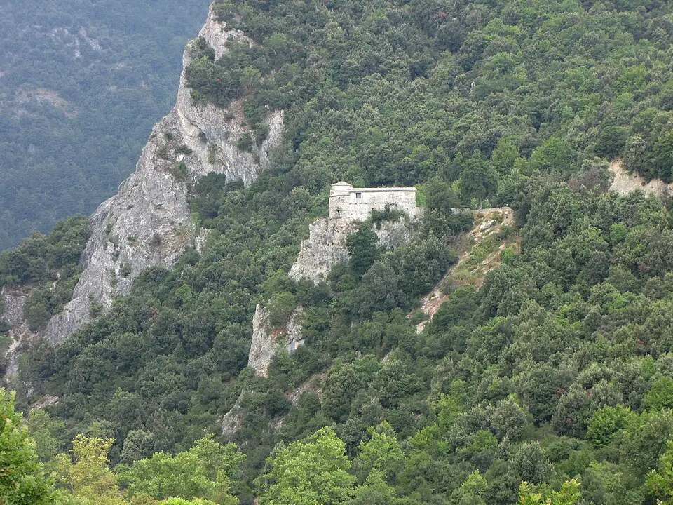 Μονύδριο της Αγίας Τριάδος στη Βροντού