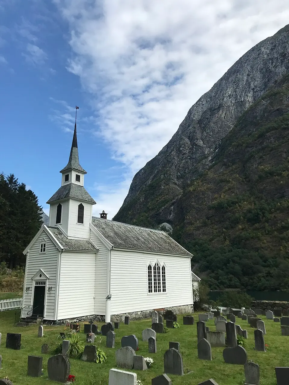 Bakka kirke