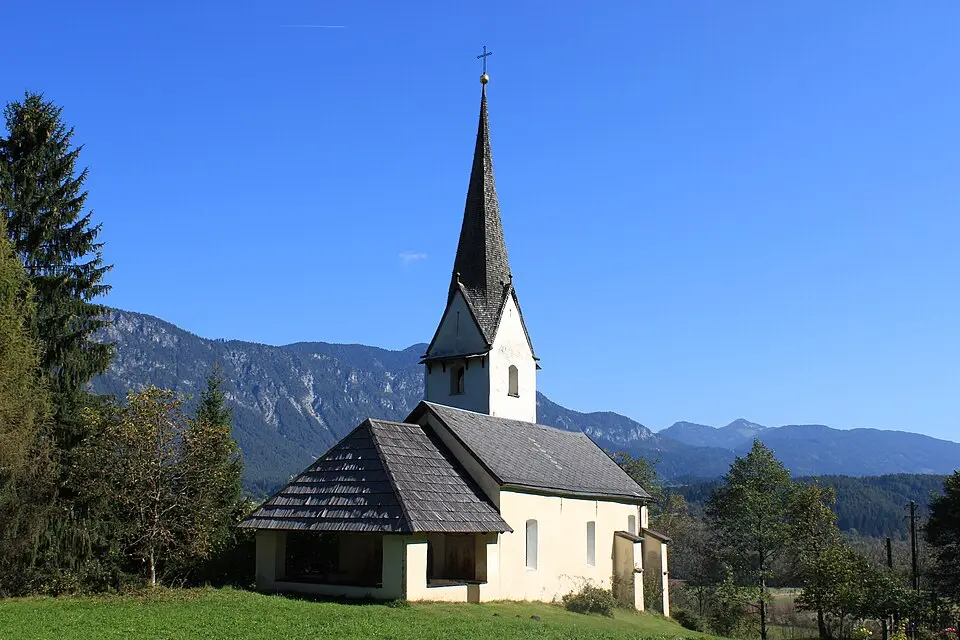 Obrázok: Neithan90 · Public domain Filialkirche Latschach (Hermagor)