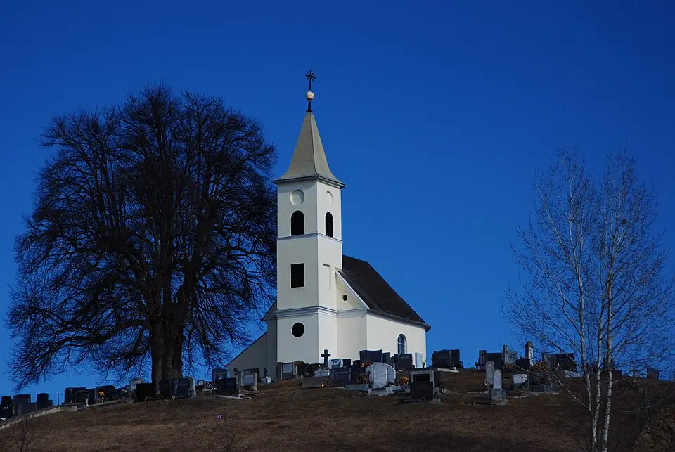Immagine: Ueb-at · CC BY-SA 3.0 Kath. Filialkirche Mariae Heimsuchung