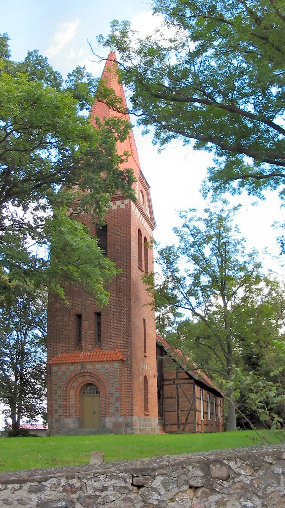 Obrázek: photos by Niteshift, stitched by Schiwago · CC BY 2.5 Marnitz